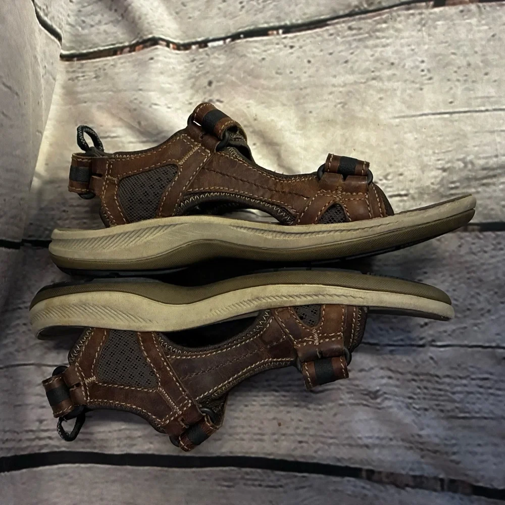 Clarks Wave Walk Brown Adjustable Hook & Loop Comfory‎ Outdoor Sandals Mens Sz 8